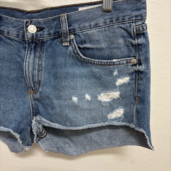 rag & bone Mid-Rise Distressed Cut-Off Jean Shorts Women’s Size 28 boho Cuff Hem - Picture 4 of 8